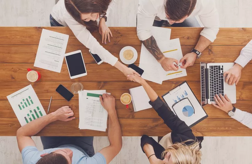 Tips For COOs to Foster Useful Communication in Meetings